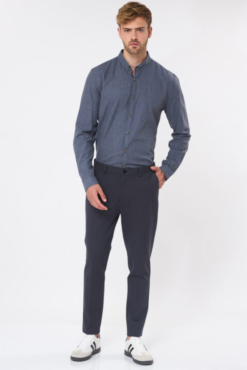 ⁦חולצה מכופתרת twill flanel - כחול מלנש⁩ – תמונה ⁦5⁩