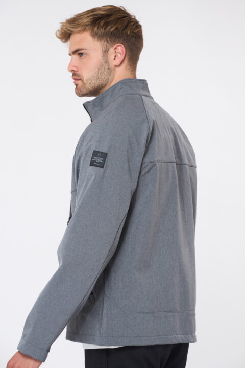 ⁦מעיל softshell קל עם כיסים מעוצבים⁩ – תמונה ⁦2⁩